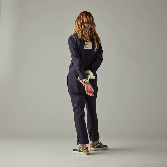 WE-AR4 Flightsuit Sz M Light Grey NWT $350 only 22 made! ✈️ - Picture 9 of 13